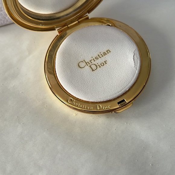 Christian Dior Powder Compact - Picture 5 of 10